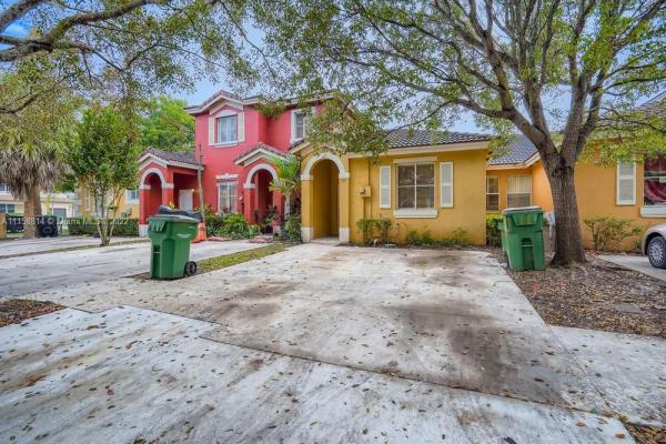 Mowry Villas, 25 SW 16th Ave, Homestead, Florida 33030, image 1