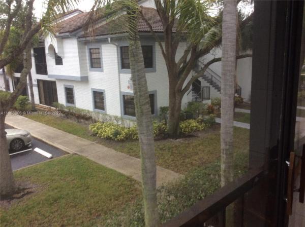 Alexandra Village, 5379 Verona Dr #H, Boynton Beach, Florida 33437, image 2