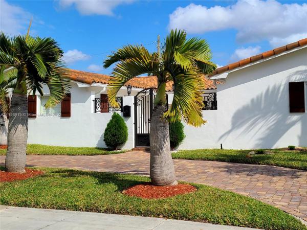 Darlington Manor, 6001 SW 89th Ct, Sunset, Florida 33173, image 2
