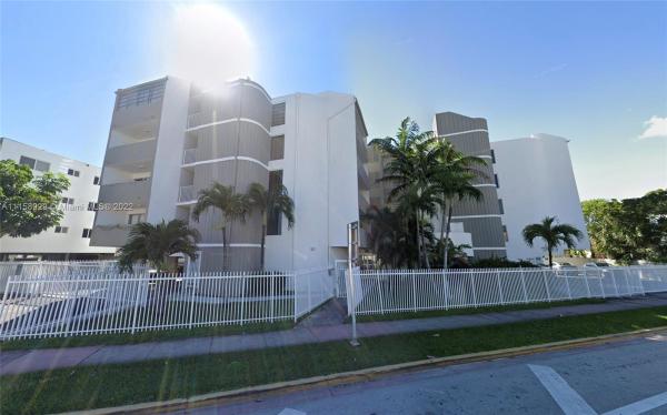 Normandy Place, 2000 Biarritz Dr #303, Miami Beach, Florida 33141, image 2