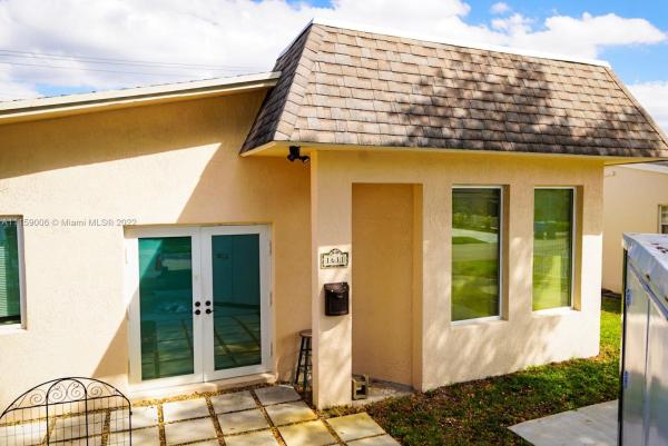 Boulevard Heights, 1611 N 71st Ter, Hollywood, Florida 33024, image 2