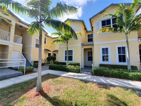 Fiji, 112 SE 28th Ter #4, Homestead, Florida 33033, image 2