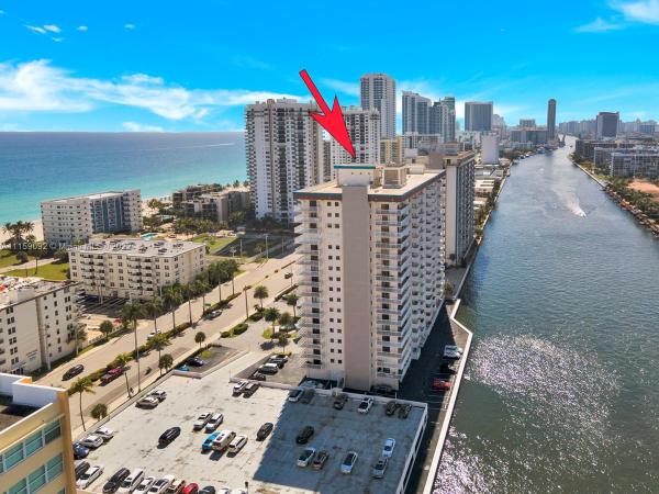 Allington Towers North, 1500 S Ocean Dr #J6, Hollywood, Florida 33019, image 2
