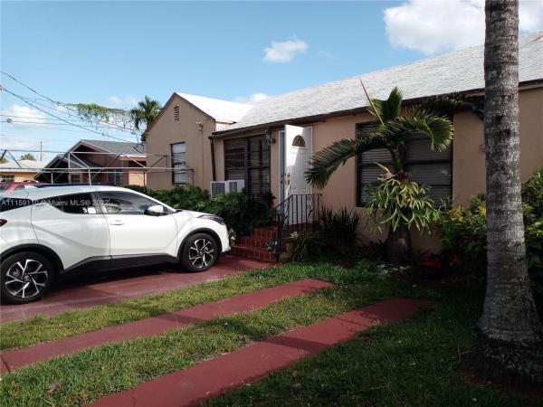 Douglas Manor, 3730 SW 28th St, Miami, Florida 33134, image 1