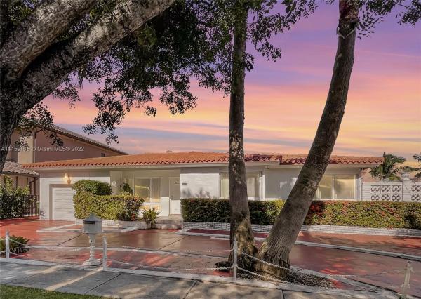Keystone Point, 2095 Keystone Blvd, North Miami, Florida 33181, image 2