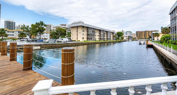 Eden Isles, 3750 NE 170 St #100, North Miami Beach, Florida 33160, image 2