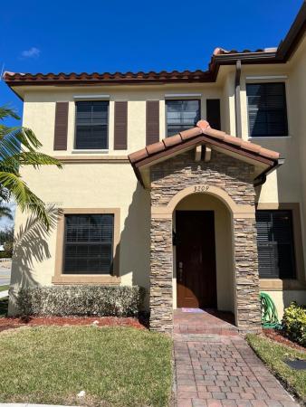 Martinique At Oasis, 3209 SE 4th Ct #3209, Homestead, Florida 33033, image 2