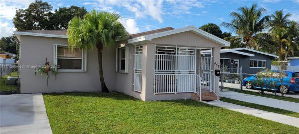 East Hialeah, 458 SE 2nd St, Hialeah, Florida 33010, image 1
