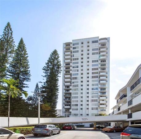 Commodore Plaza Century, 2780 NE 183rd St #111, Aventura, Florida 33160, image 2