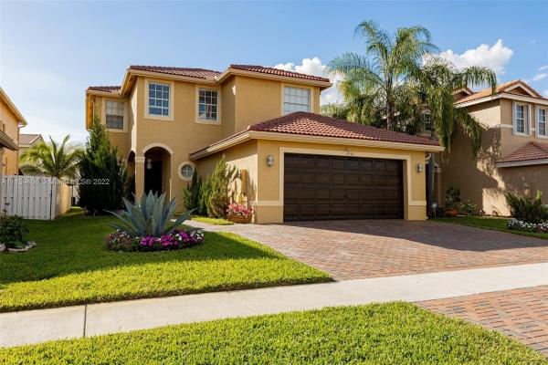 Silver Falls, 4346 SW 129th Way, Miramar, Florida 33027, image 2