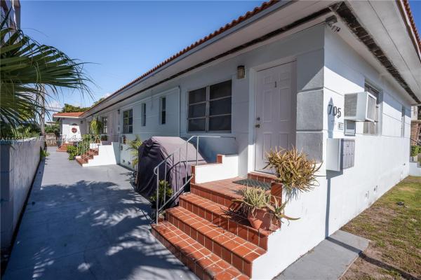 Biscayne Beach, 705 83rd St, Miami Beach, Florida 33141, image 2