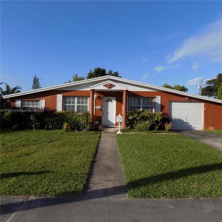 Pine Tree Homes, 19720 Franjo Rd #, Cutler Bay, Florida 33157, image 2
