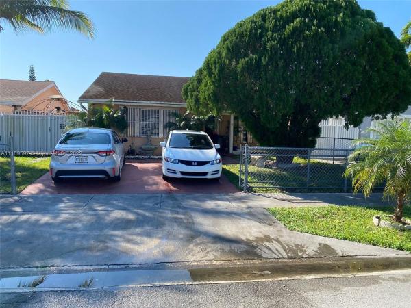 Comfort Villas, 16242 SW 304th Ter, Leisure City, Florida 33033, image 1