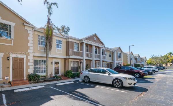 Crown Colony, 2941 Cambridge Ln, Cooper City, Florida 33026, image 2