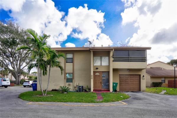 Missionwood At Miramar, 2933 W Missionwood Ln #D-II, Miramar, Florida 33025, image 2