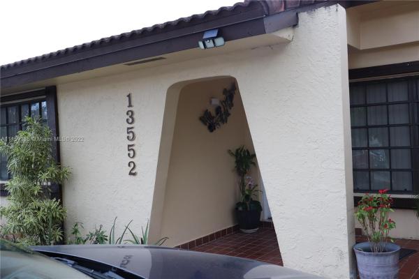 Arborgate Patio Homes At Kendall Lakes East, 13552 SW 65th Ln, Kendale Lakes, Florida 33183, image 2
