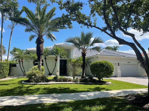 Country Glen, 13264 Lakeside Ter, Cooper City, Florida 33330, image 2