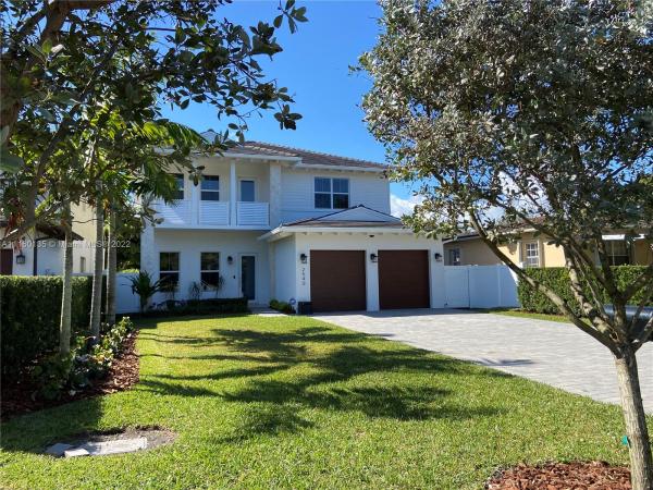 Coral Villas, 2540 SW 64th Ave, Coral Terrace, Florida 33155, image 2