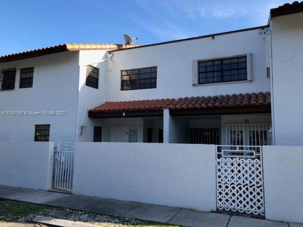 Golden Homes, 6211 SW 138th Ct #B, Kendale Lakes, Florida 33183, image 2