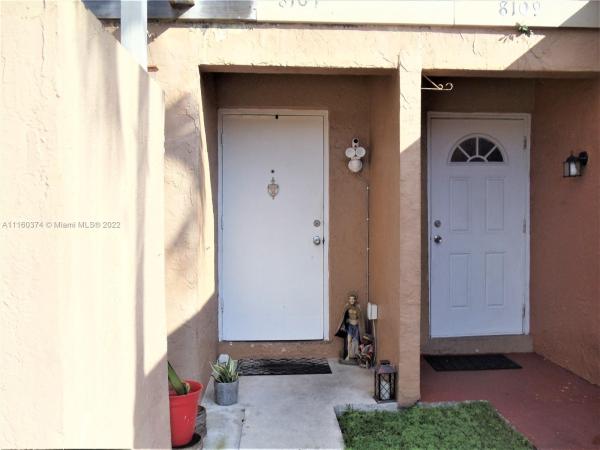 Corners Of Kendall Lakes, 8107 SW 150th Ave #514, Kendall West, Florida 33193, image 2
