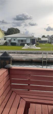 Lake Breeze, 2401 S Lake Dr #4, Riviera Beach, Florida 33404, image 2