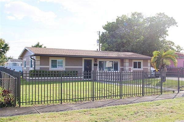 New England Village, 3830 NW 186th St, Miami Gardens, Florida 33055, image 1