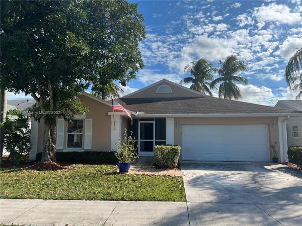 North Gate, 2600 SE 7th Pl, Homestead, Florida 33033, image 2