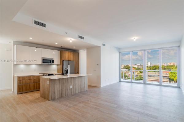 Eleven In The Roads, 545 SW 11th St #308, Miami, Florida 33129, image 1