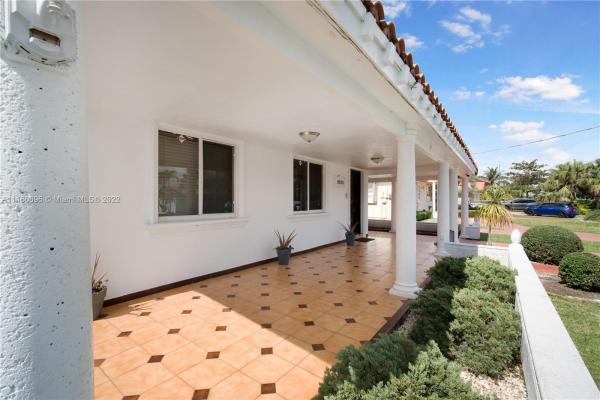 Coral Way Estates, 2830 SW 115th Ave, University Park, Florida 33165, image 2