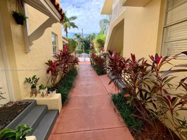 Everglades South, 1337 Euclid Ave #103, Miami Beach, Florida 33139, image 2