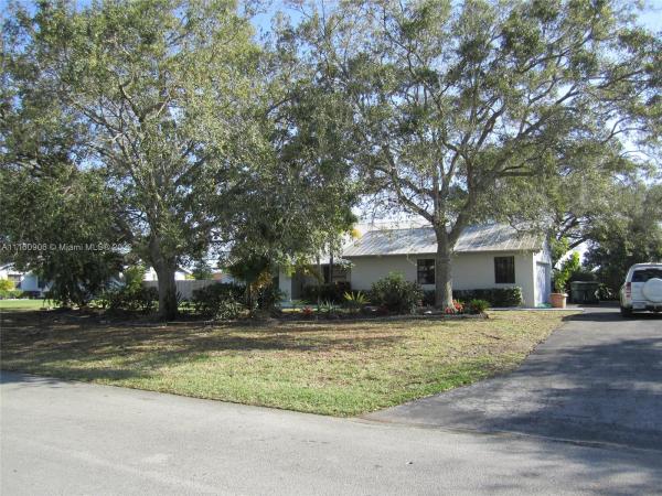 Westbury Estates, 1726 NW 19th St, Homestead, Florida 33030, image 2