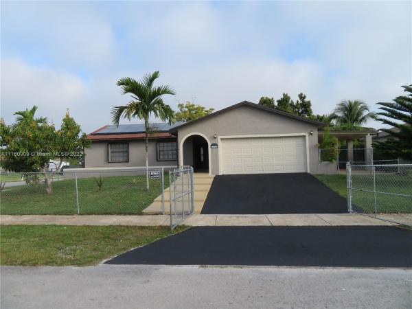 Meadow Wood Manor, 13065 SW 261 Ter #, Princeton, Florida 33032, image 2