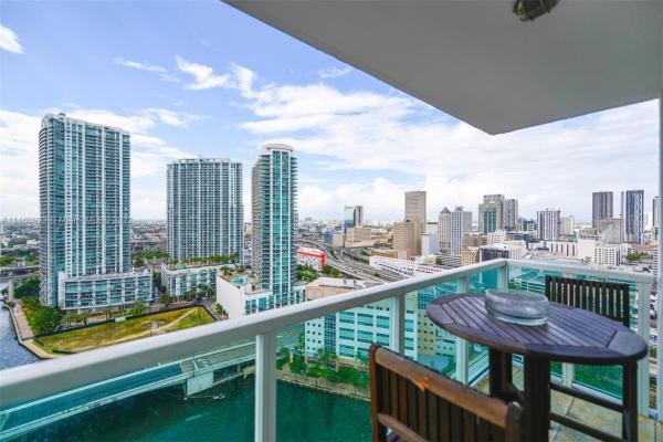 Brickell On The River North Tower, 31 SE 5 St #2801, Miami, Florida 33131, image 2