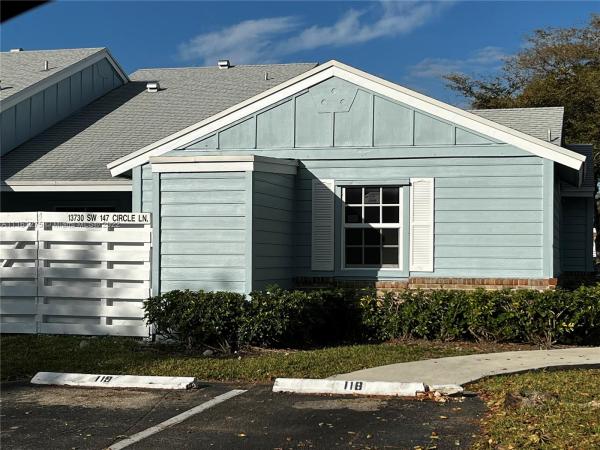 Village Homes At Country Walk, 13730 SW 147th Cir Ln #1, Country Walk, Florida 33186, image 2