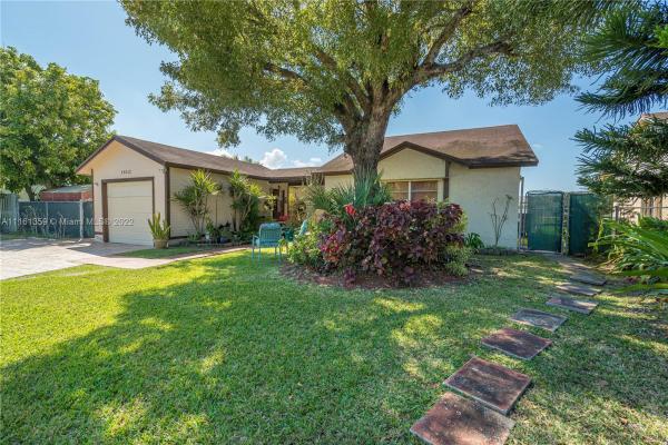 Richmond West No HOA, 15312 SW 142nd Ct, Richmond West, Florida 33177, image 2