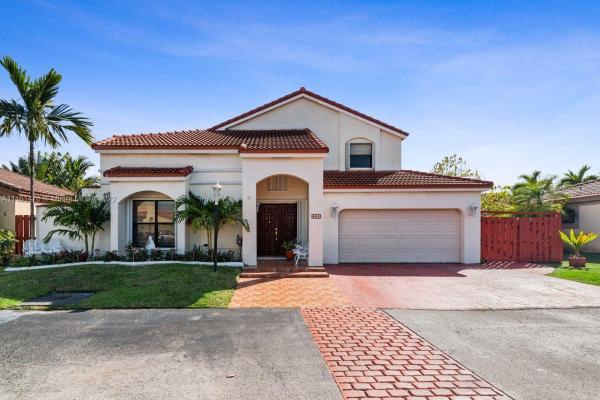 Poinciana Pointe, 504 SW 88th Ct, Fountainebleau, Florida 33174, image 2