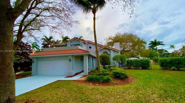 Laguna At Mission Bay, 20797 Cabrillo Way, Boca Raton, Florida 33428, image 2