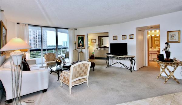 Mystic Pointe Tower 300, 3600 Mystic Pointe Dr #1009, Aventura, Florida 33180, image 1