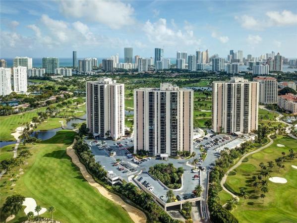 Coronado Tower 2, 20301 W Country Club Dr #1823, Aventura, Florida 33180, image 1