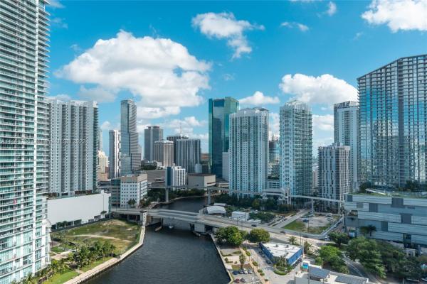 Neo Vertika, 690 SW 1st Ct #1704, Miami, Florida 33130, image 2