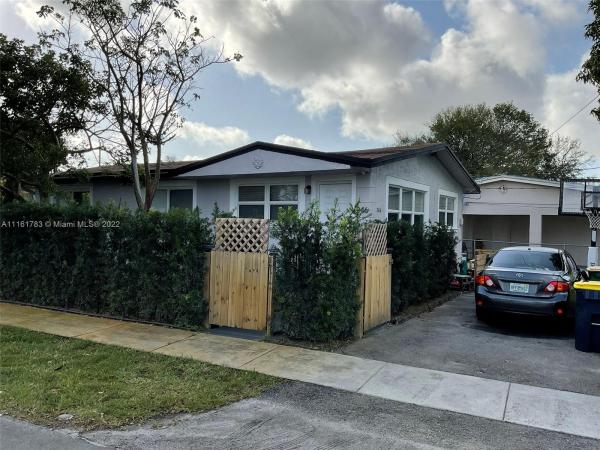 Town Of Modelo, 246 NW 8th Ave, Dania Beach, Florida 33004, image 1