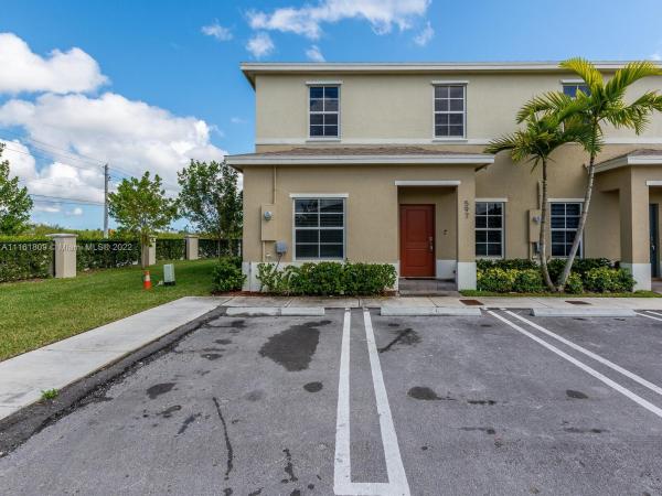 Keys Pointe, 597 NE 5th Pl, Florida City, Florida 33034, image 2
