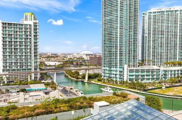 Reach Brickell City Centre, 68 SE 6th St #1206, Miami, Florida 33131, image 2
