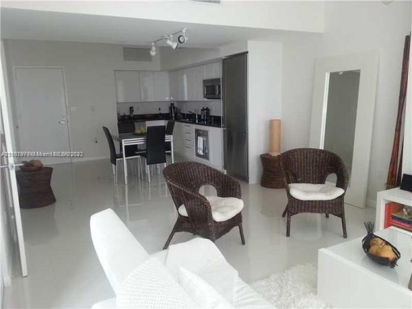 Mint At Riverfront, 92 SW 3rd St #4009, Miami, Florida 33130, image 2