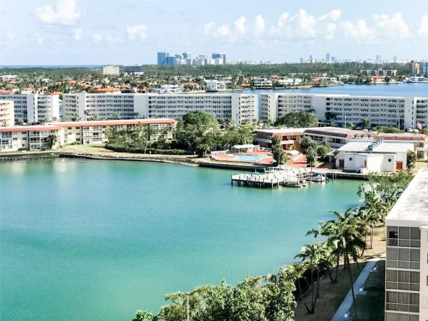Del Prado North Towers, 18061 Biscayne Blvd #1404-2, Aventura, Florida 33160, image 2