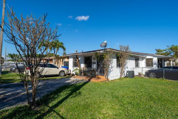Glenhaven, 3001 NW 22nd Ct, Miami, Florida 33142, image 2