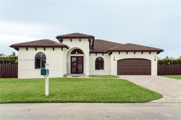 13037 SW 211th Ter, Unincorporated Dade County, Florida 33177, image 2