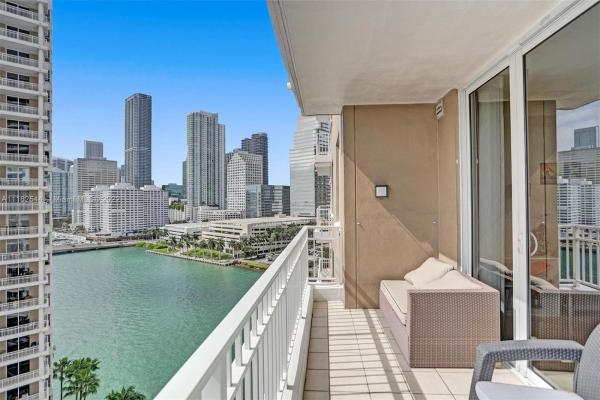 Courts Brickell Key, 801 Brickell Key Blvd #1507, Miami, Florida 33131, image 2