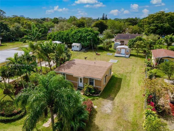 Cocoplum Terrace, 6520 SW 62nd Ct, South Miami, Florida 33143, image 2