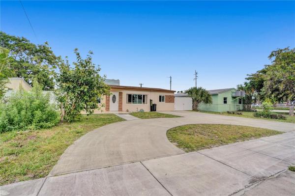 Collier Estates, 561 NE 61st St, Fort Lauderdale, Florida 33334, image 1